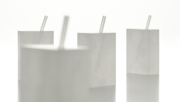 불투명한 무게 – 화병 시리즈 사진