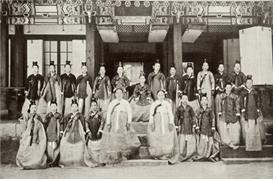 순정효황후 친잠례 기념사진(1906 년)